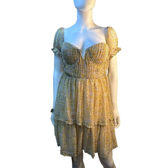 ASTR The Label Yellow Floral Tiered Mini Dress  Medium  Sweetheart Neckline NWT - Picture 2 of 10